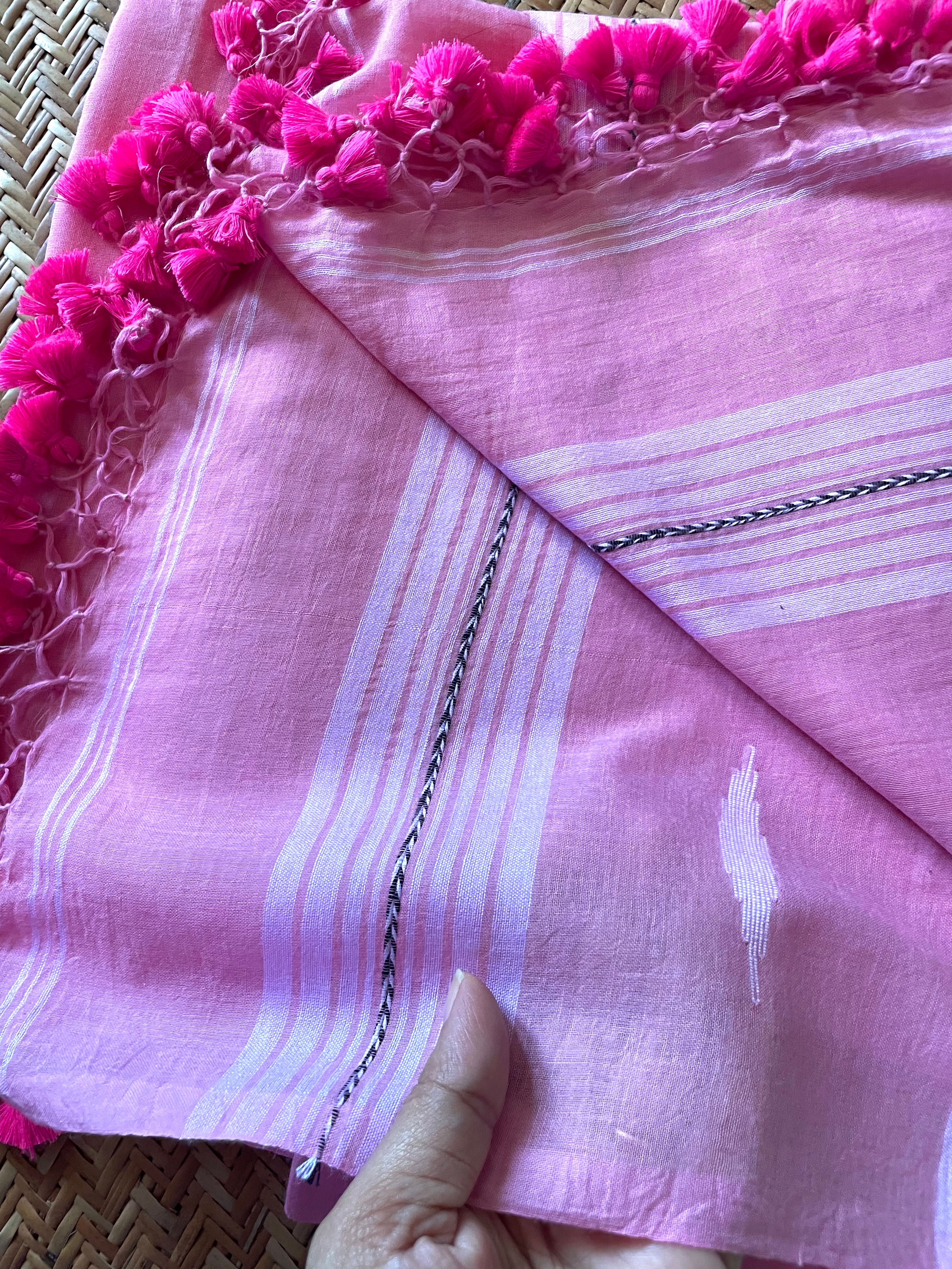 Roselin, pure mul cotton saree.