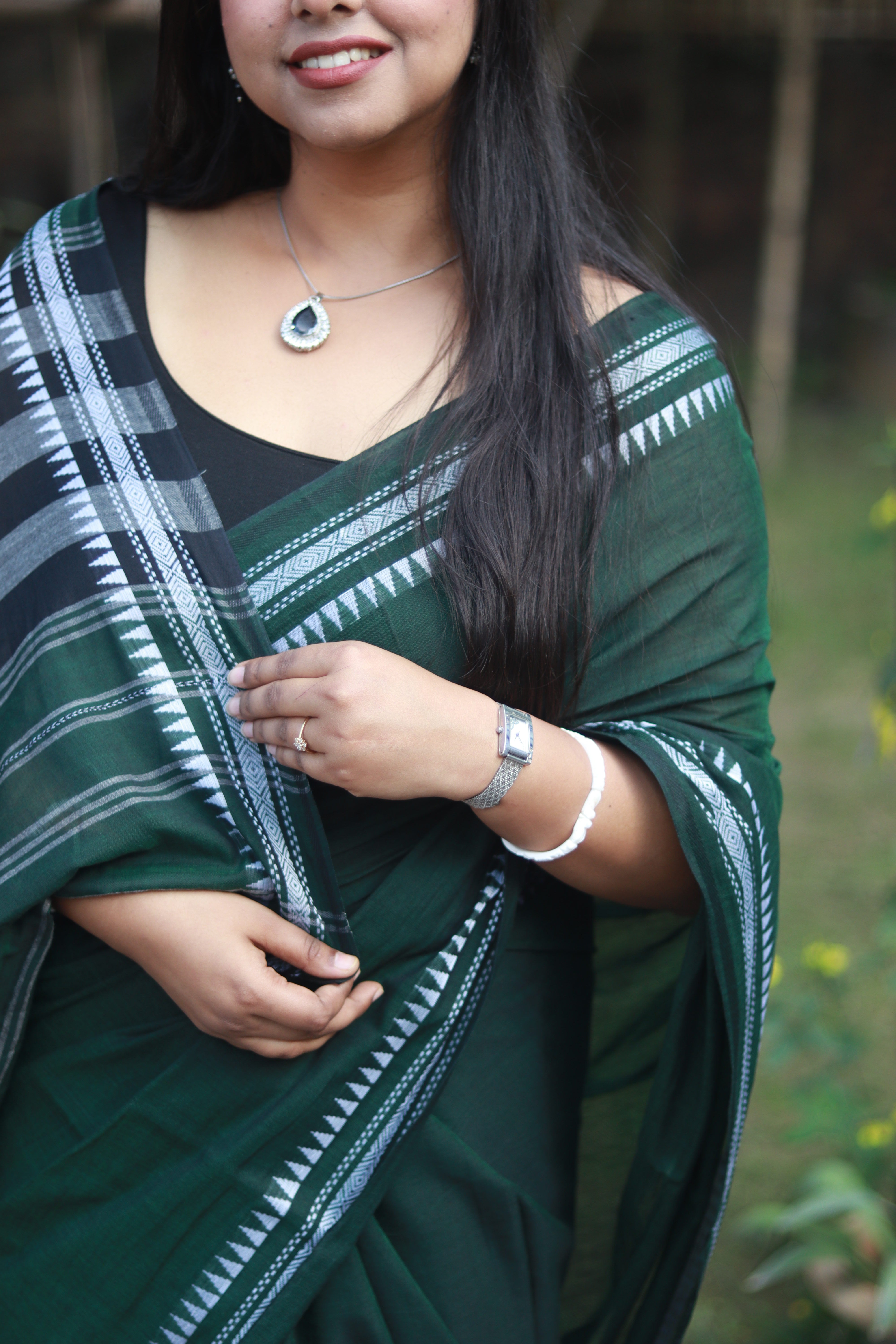 Pine forest, pure cotton Dhonekhali saree.