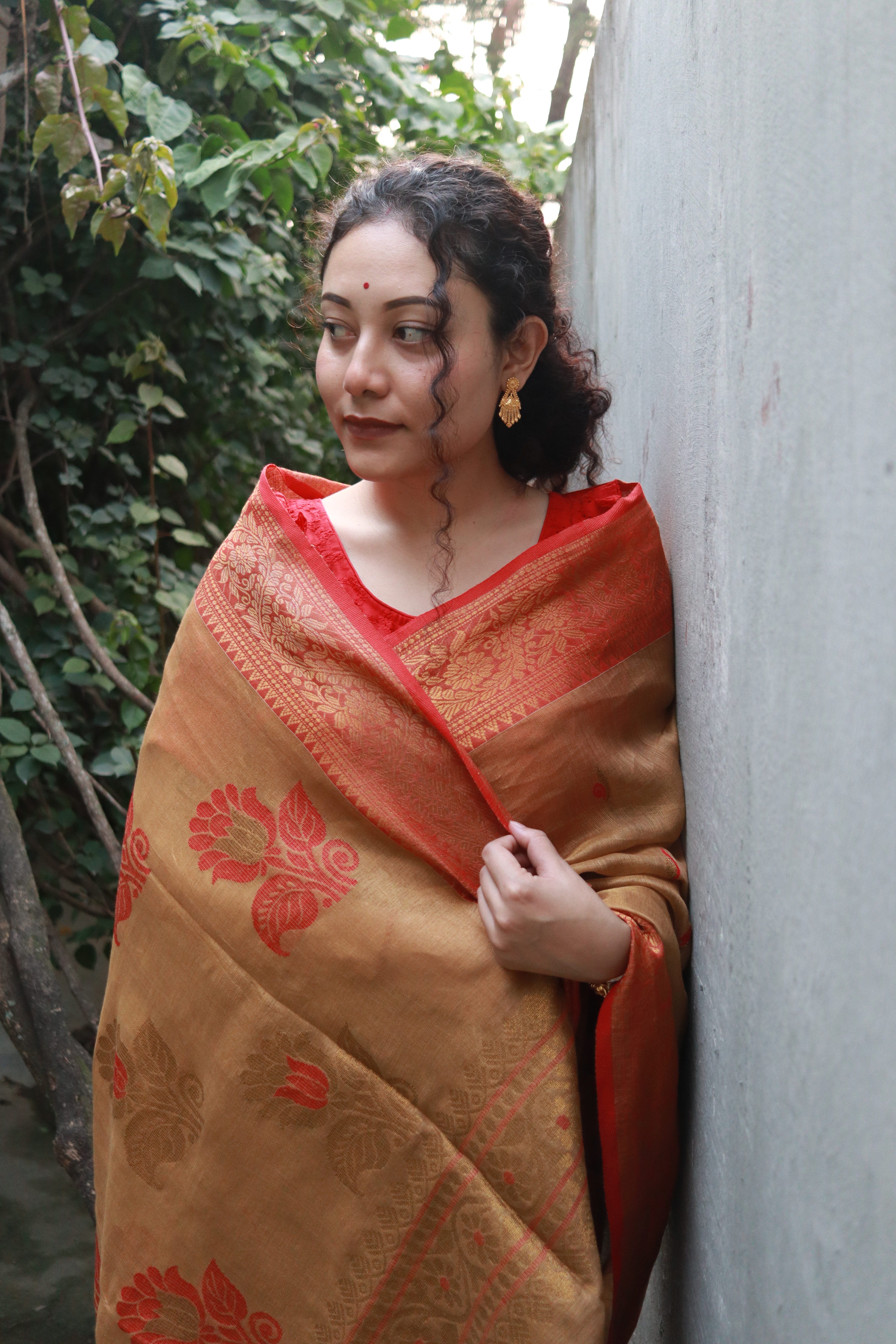 Golden bloom in banarsi linen .