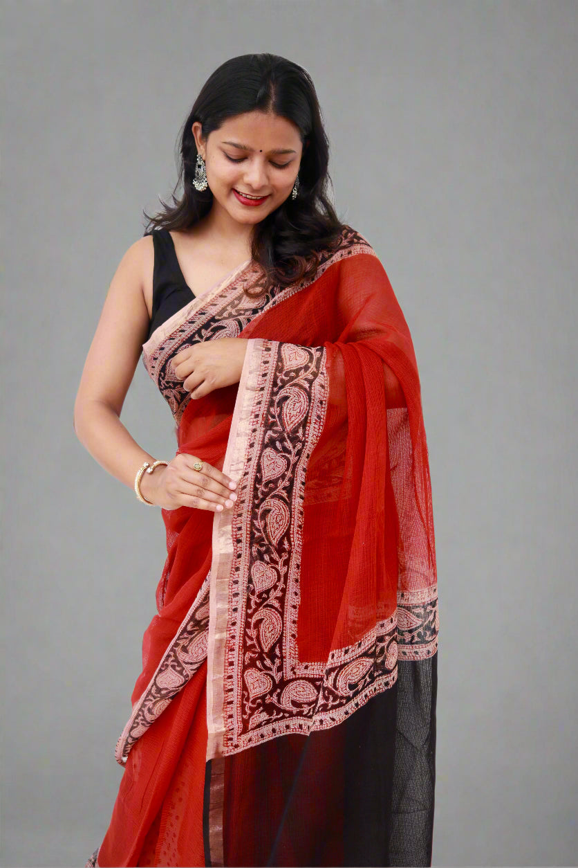 Doria in rusty red 3