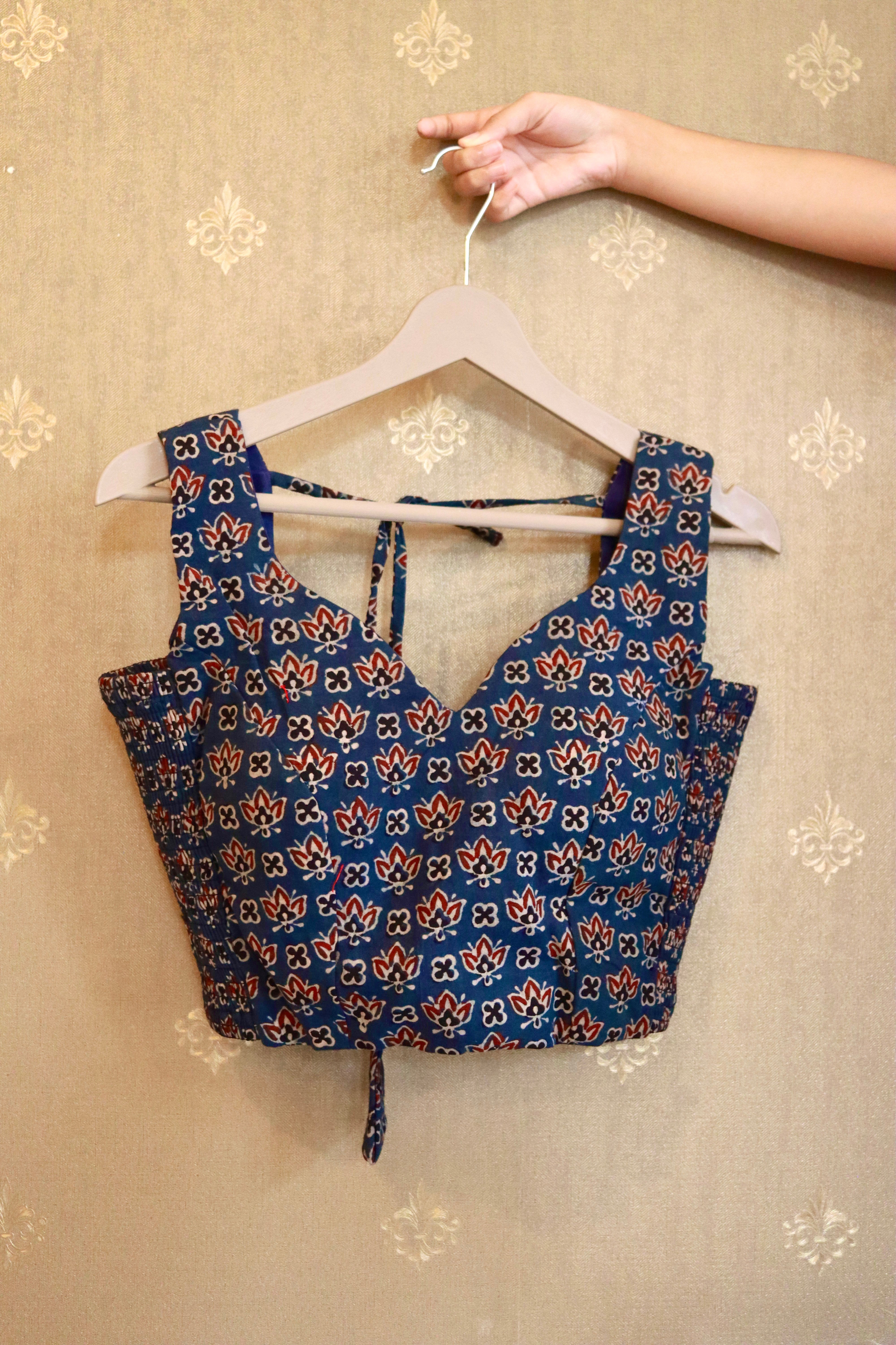 Sweetheart in indigo phool