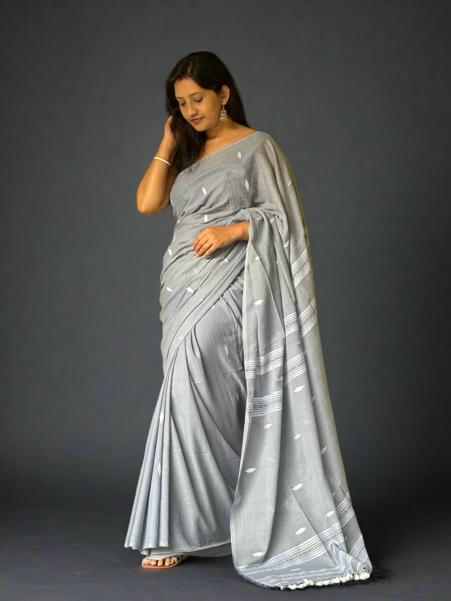 Halka Dhoosar
